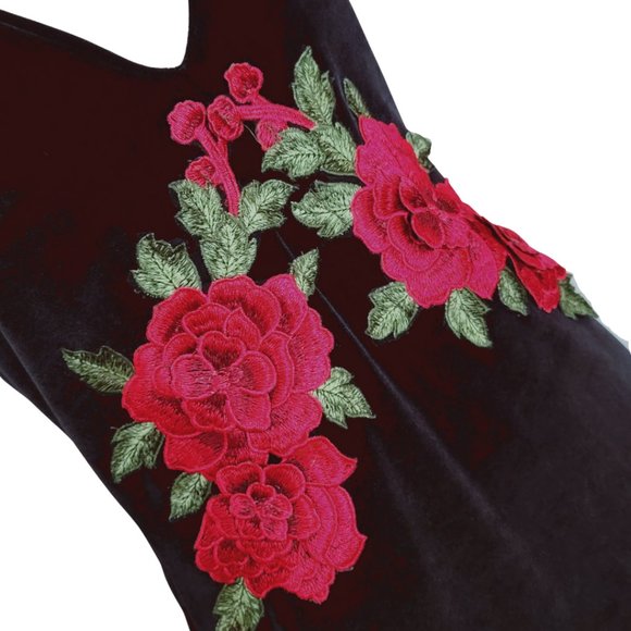 BooHoo Night Velvet w/ Rose Appliques Midi Dress - Picture 3 of 5